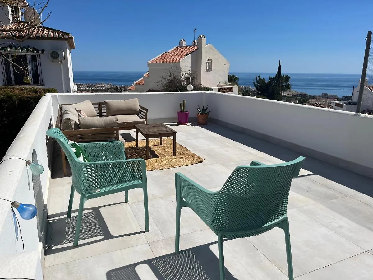 A Terrace With Sea View, 2 Bedrooms Apartment In Benalmadena